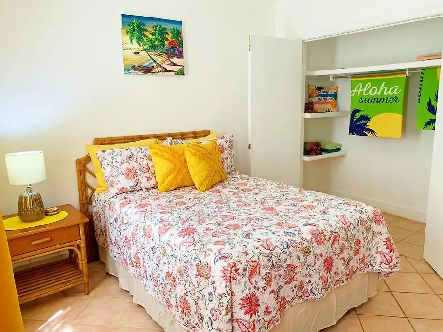 Jolly Holiday Apartment 1-A Jolly Harbour Antigua a Barbuda